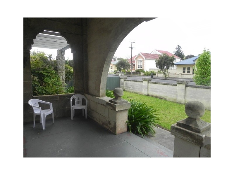 27 Wehl Street North, Mount Gambier SA 5290