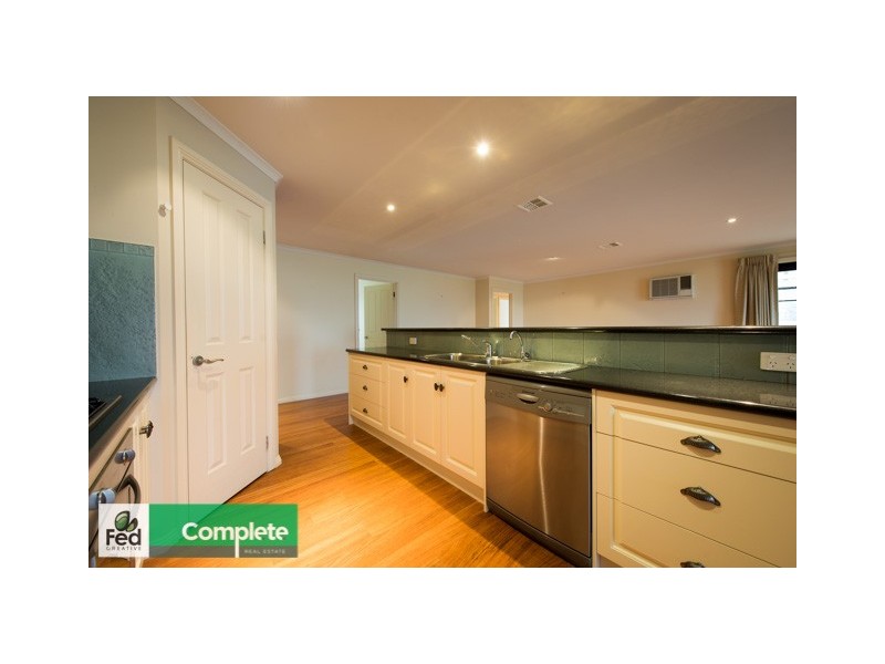 9 Aquarius Court, Mount Gambier SA 5290