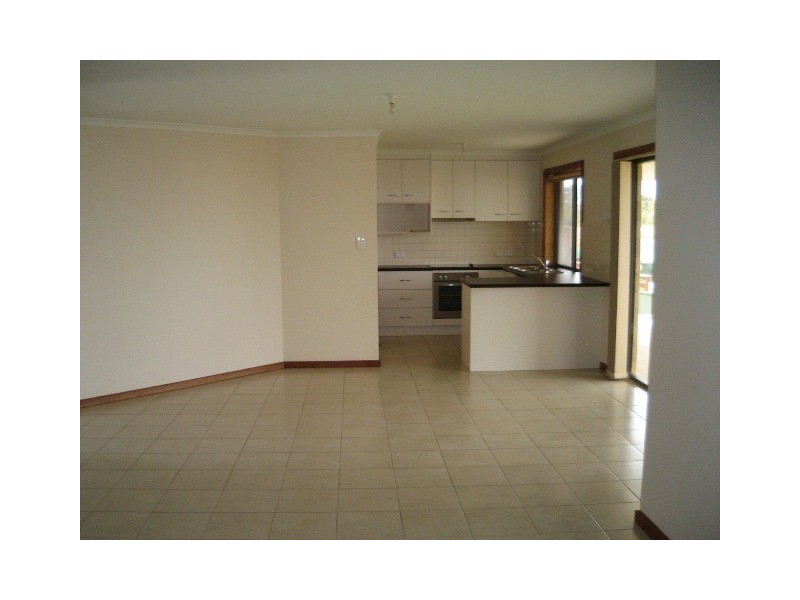 5 Rosemary Avenue, Mount Gambier SA 5290