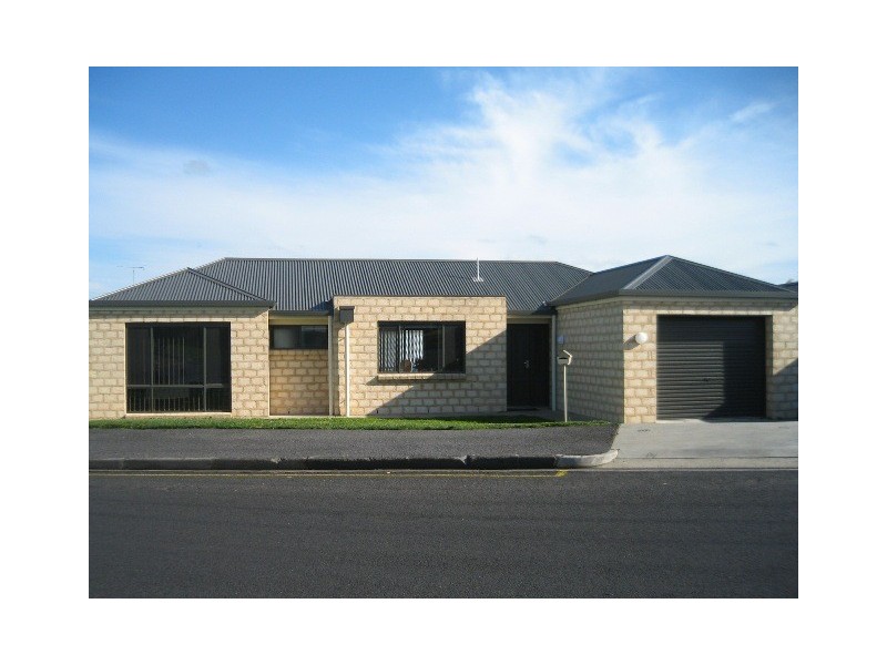 1/24 Fartch Street, Mount Gambier SA 5290