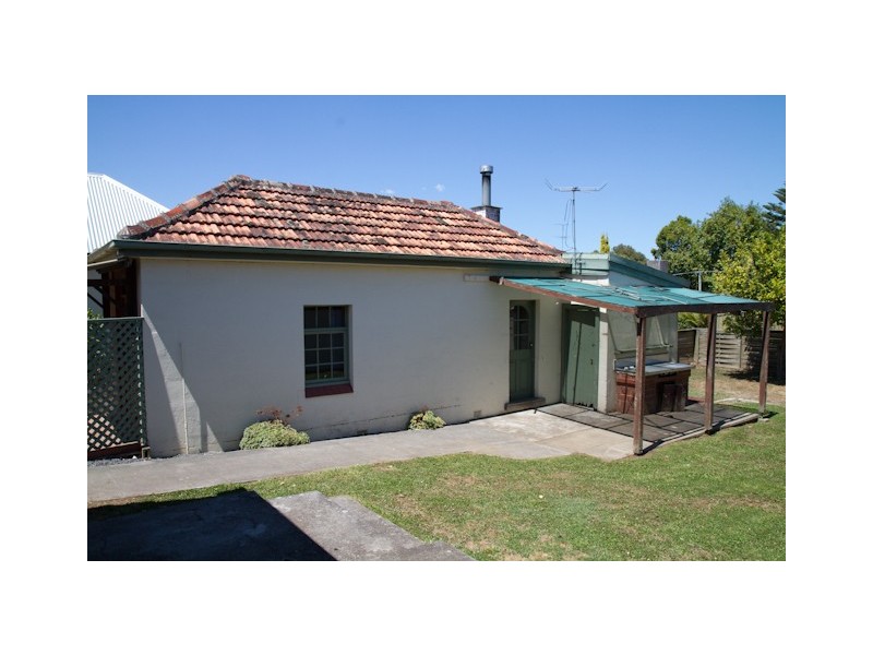 13 Agnes Street, Mount Gambier SA 5290