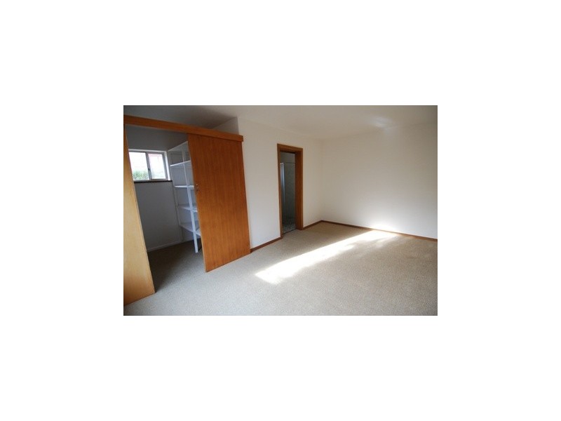 2/3 Oldham Close, Mount Gambier SA 5290