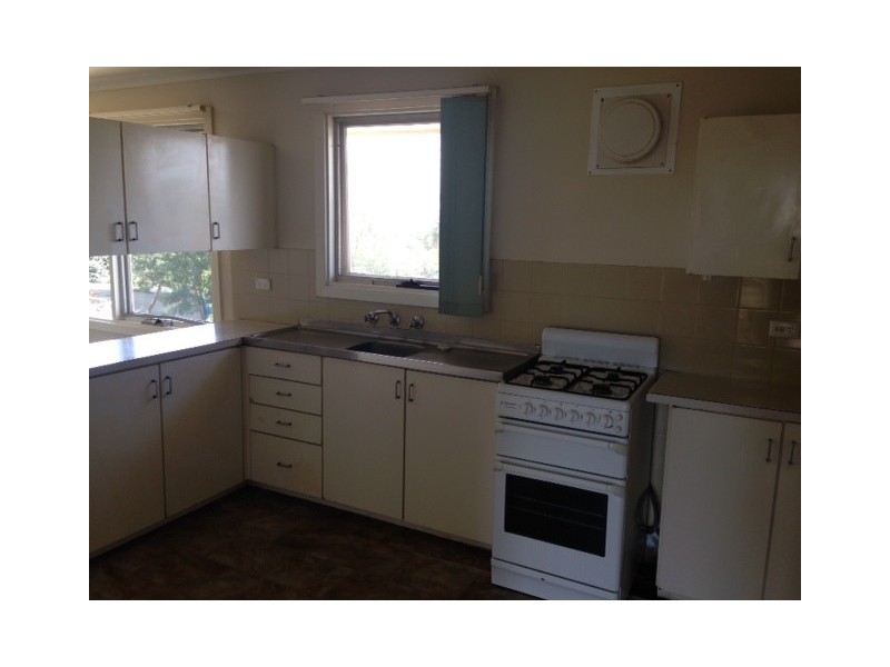 33 Hayes Crescent, Mount Gambier SA 5290