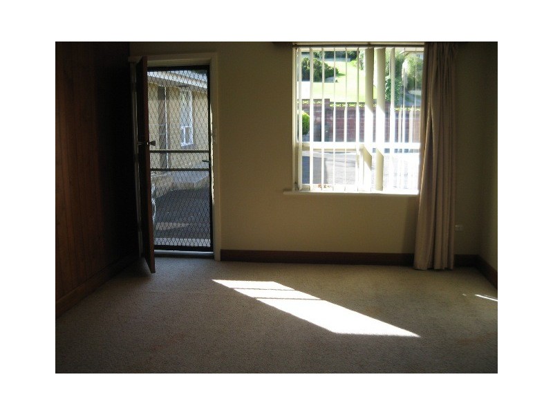 6/7 Sinclair Street, Mount Gambier SA 5290