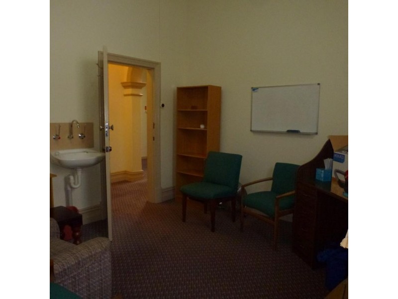 10 Wehl Street North, Mount Gambier SA 5290