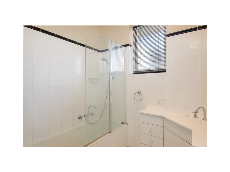 2 Renfrey Place, Mount Gambier SA 5290