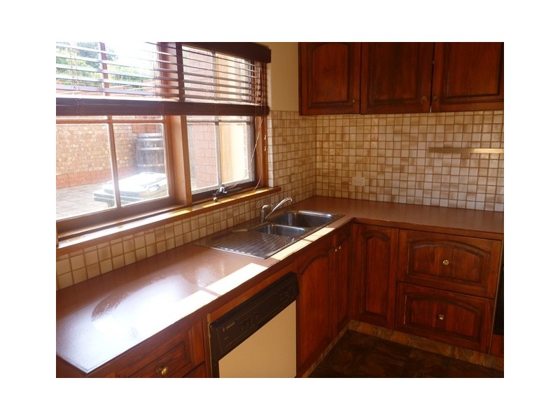 3/48 Crouch Street North, Mount Gambier SA 5290