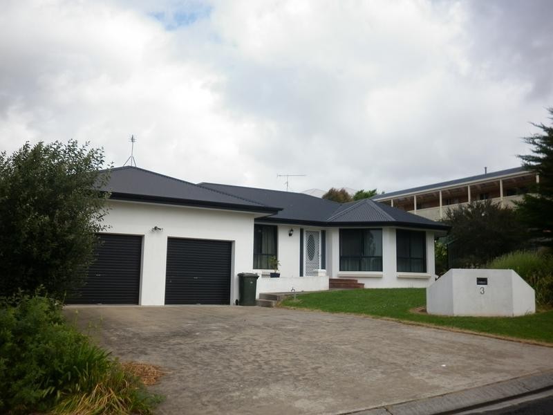 3 Hill Crescent, Mount Gambier SA 5290
