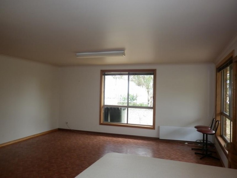 12 Bay Road, Allendale East SA 5291