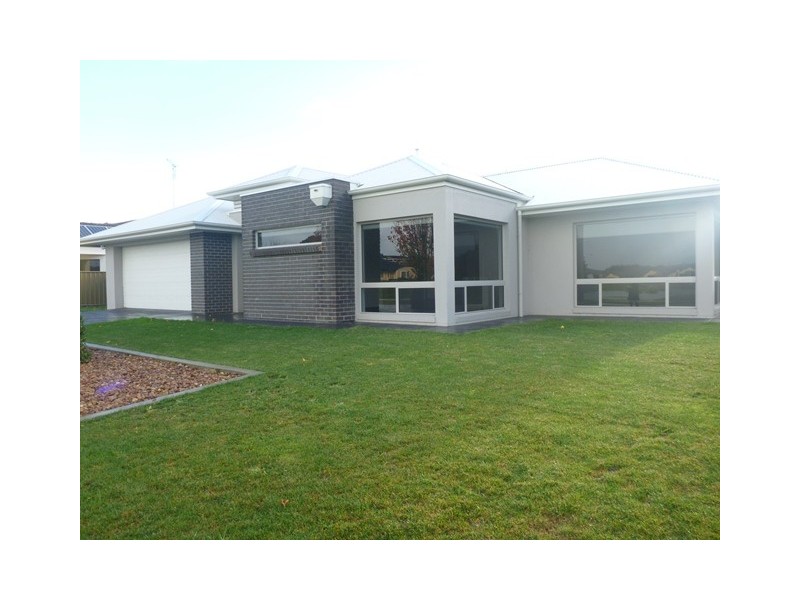 7 Lakewood Avenue, Mount Gambier SA 5290