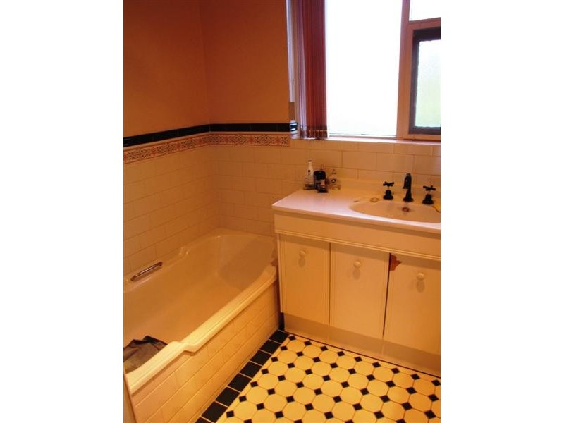 25 Coolabah Street, Mount Gambier SA 5290