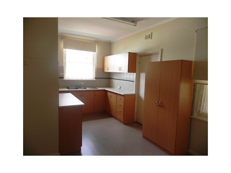 8 Dandaloo Place, Mount Gambier SA 5290