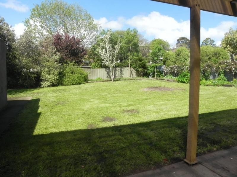 13 Robinson Street, Mount Gambier SA 5290