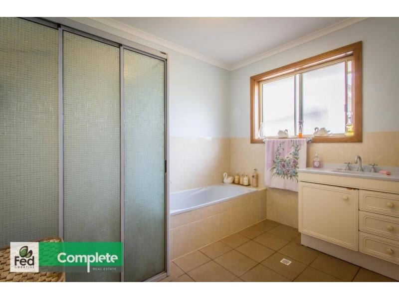 .. Murndal Court, Mount Gambier SA 5290