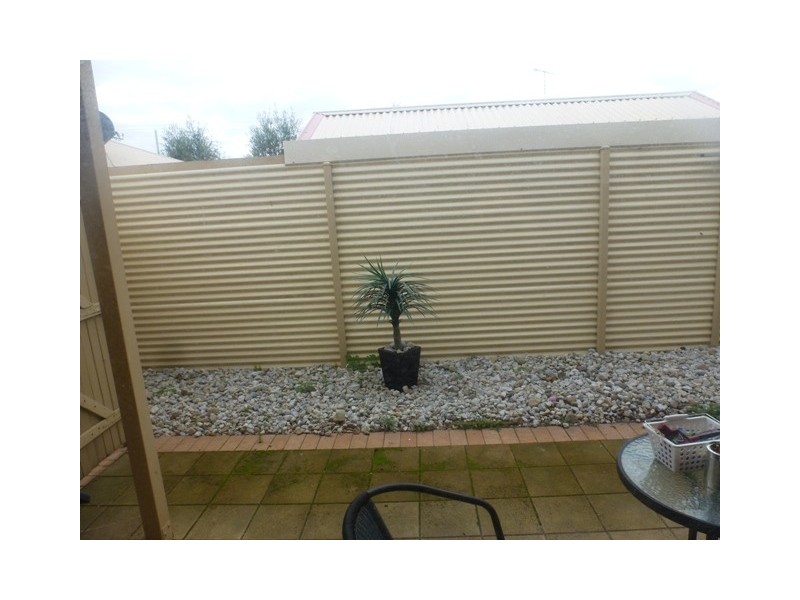 2/3 Henty Street, Mount Gambier SA 5290