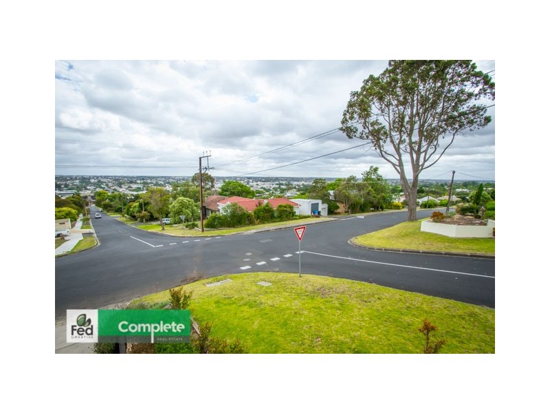 43 Lake Terrace West, Mount Gambier SA 5290