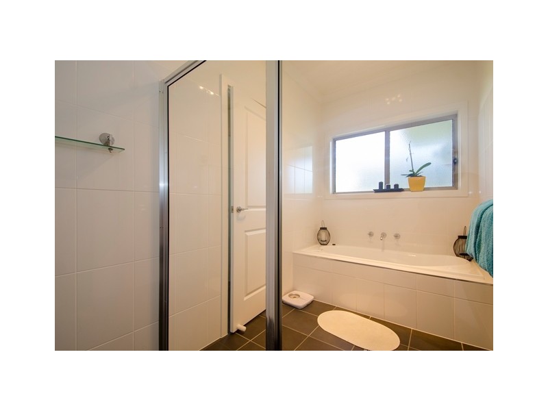 7 Lakewood Avenue, Mount Gambier SA 5290