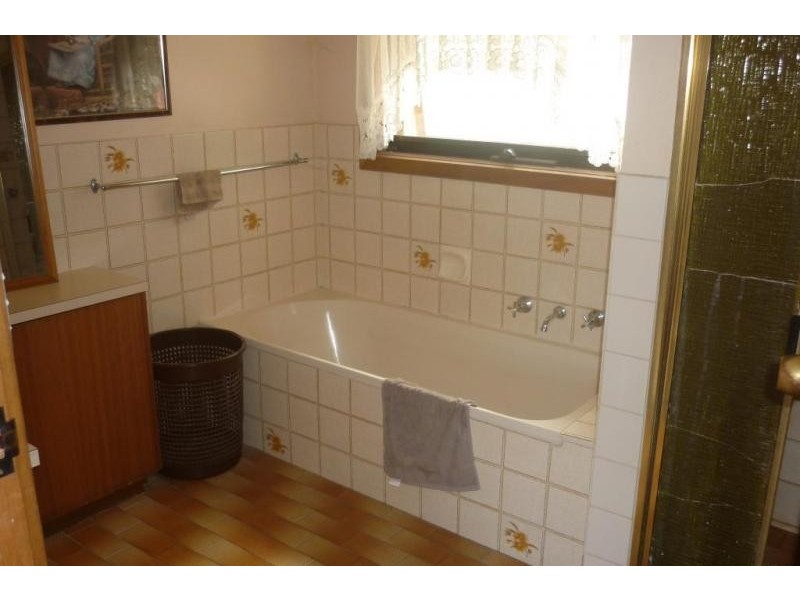 18 Jacaranda Court, Mount Gambier SA 5290