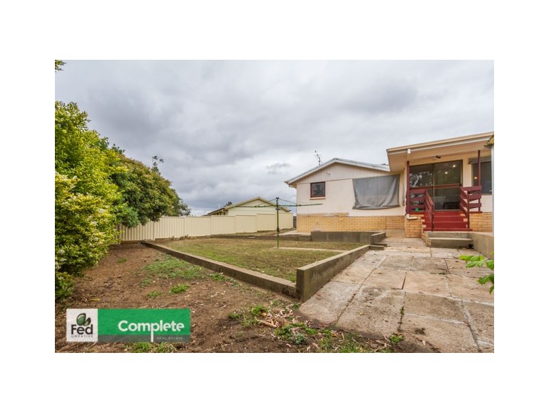… Hayes Crescent, Mount Gambier SA 5290
