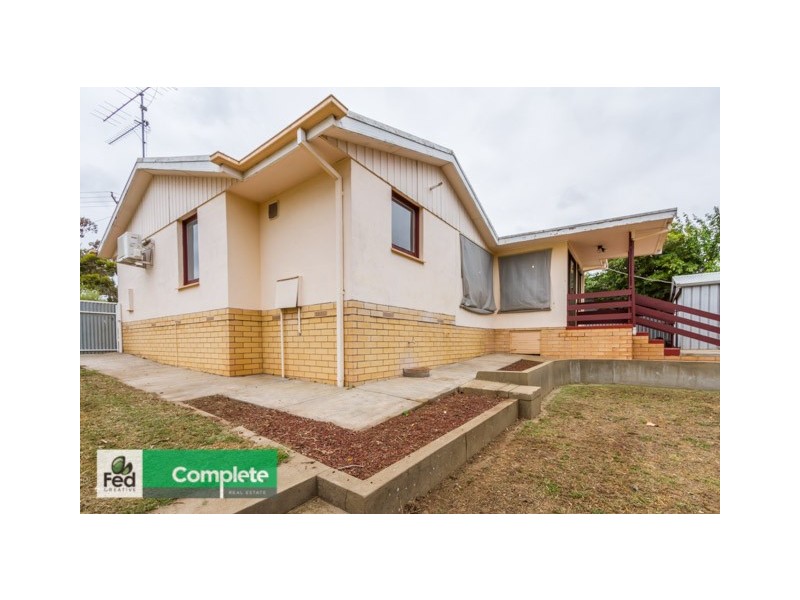 … Hayes Crescent, Mount Gambier SA 5290