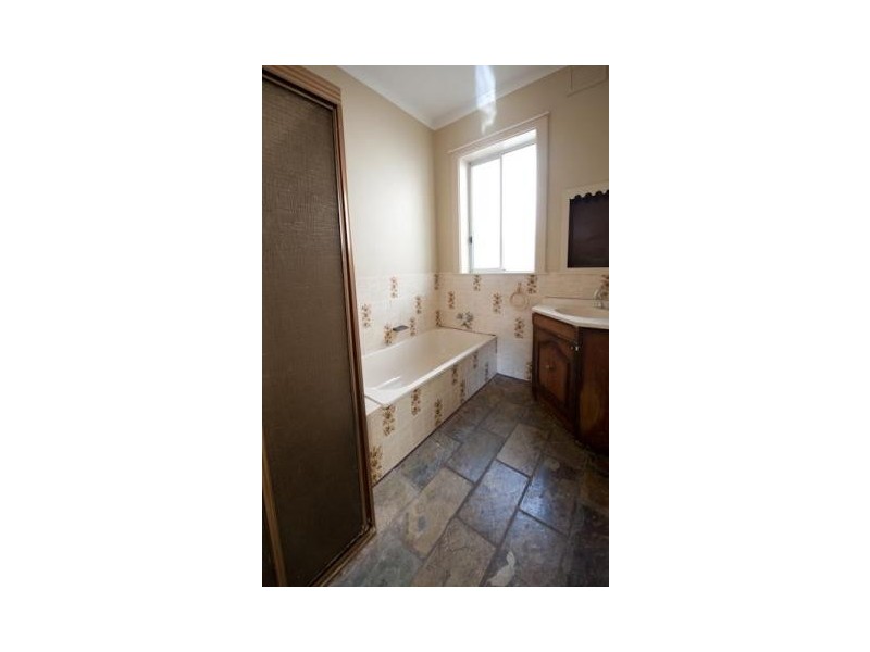 13 Agnes Street, Mount Gambier SA 5290