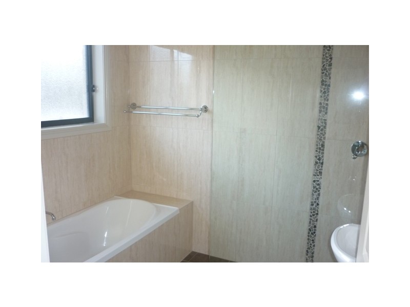 5 Silverbrook Avenue, Mount Gambier SA 5290