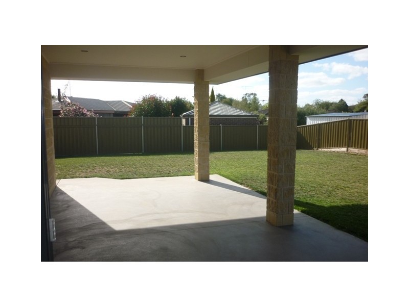 5 Silverbrook Avenue, Mount Gambier SA 5290