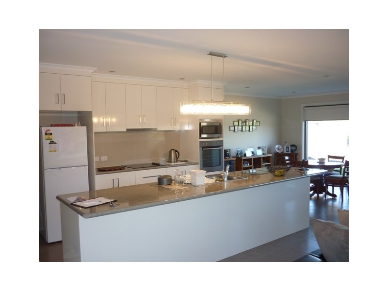 2 Emerald Drive, Mount Gambier SA 5290