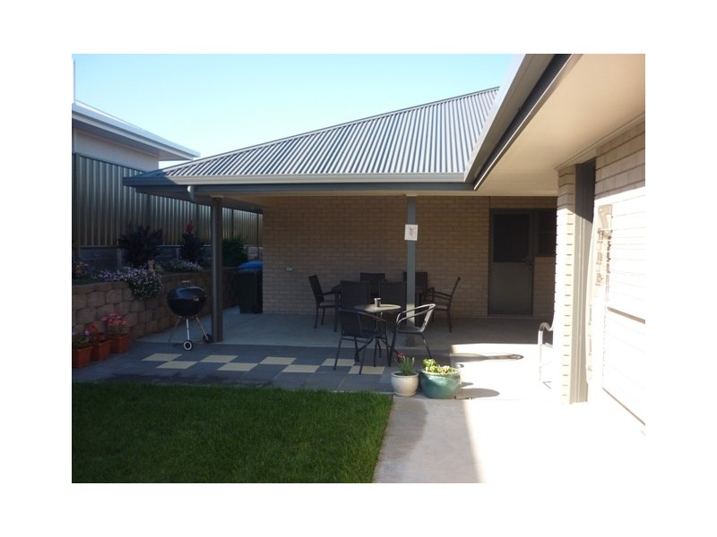 2 Emerald Drive, Mount Gambier SA 5290