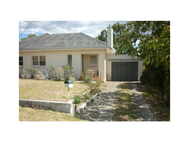 90 Crouch Street South, Mount Gambier SA 5290