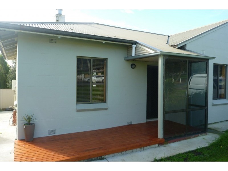 49 Lake Terrace East, Mount Gambier SA 5290