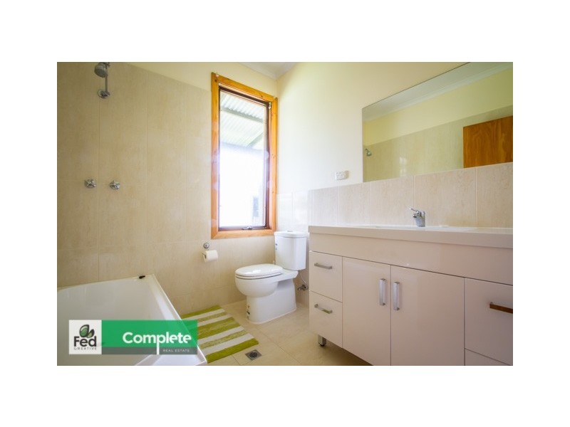 24 William Street, Allendale East SA 5291