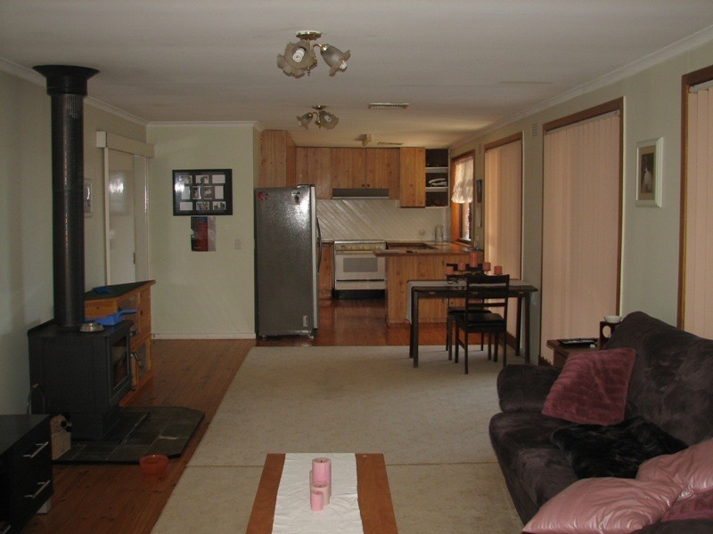 37 Old Lancefield Road, Woodend VIC 3442