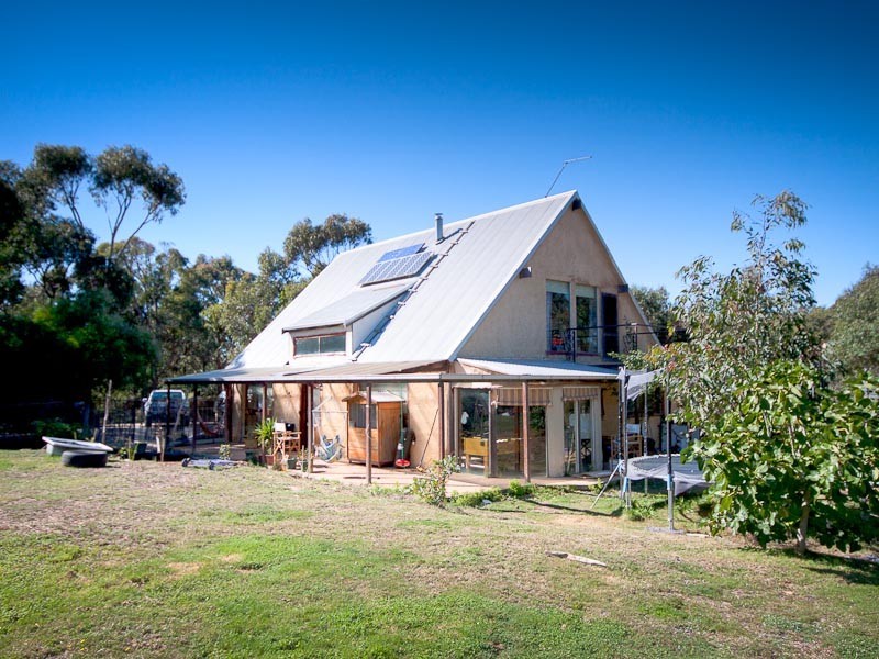 10 Nalya Court, Drummond VIC 3461