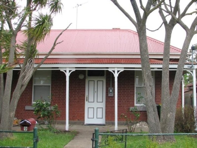 9 Simpson Street, Kyneton VIC 3444