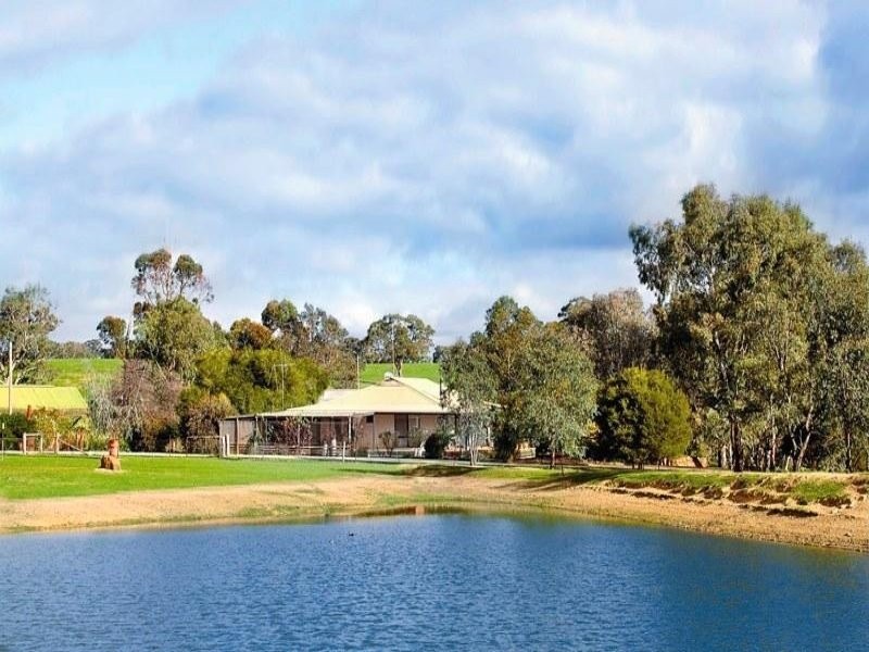1375 Kyneton-Heathcote Road, Mia Mia VIC 3444
