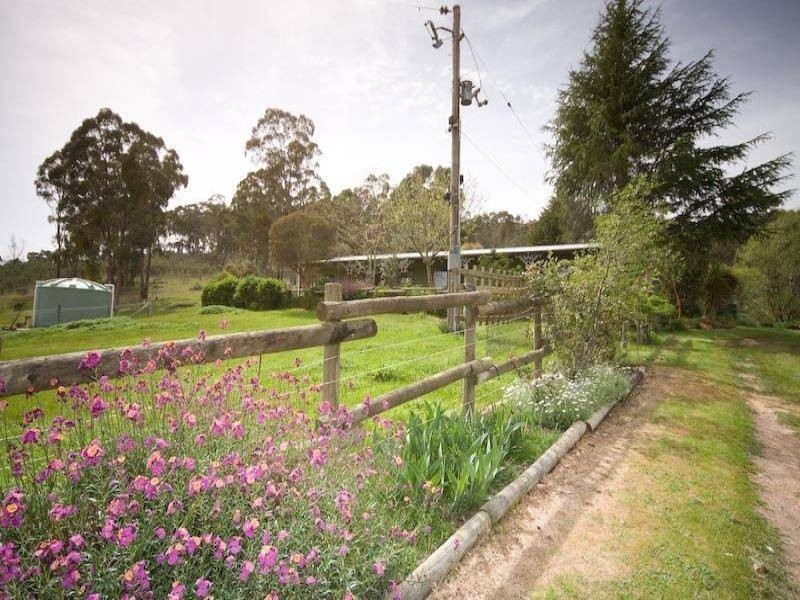 689 Vaughan Springs Road, Drummond North VIC 3446