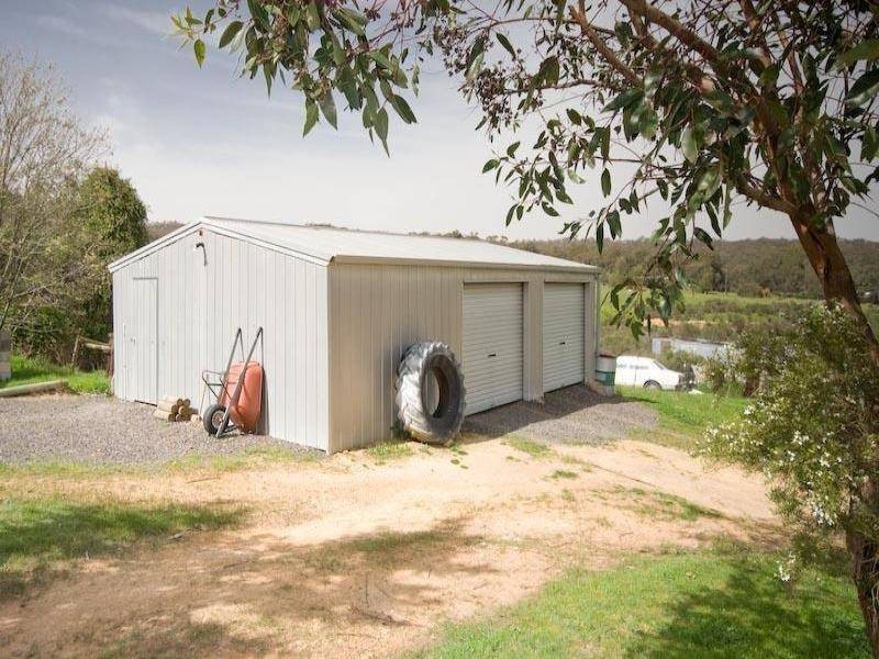 689 Vaughan Springs Road, Drummond North VIC 3446