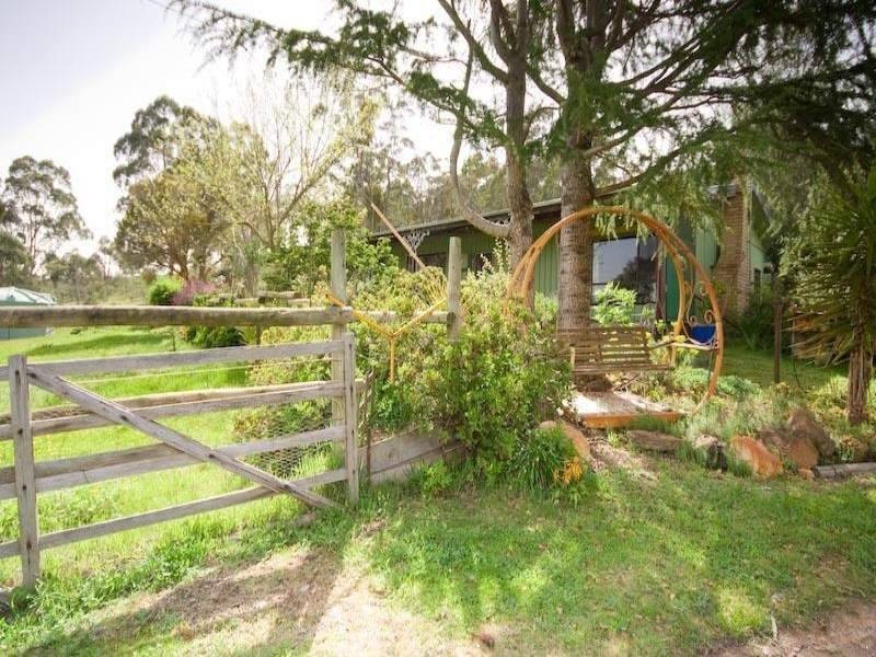 689 Vaughan Springs Road, Drummond North VIC 3446
