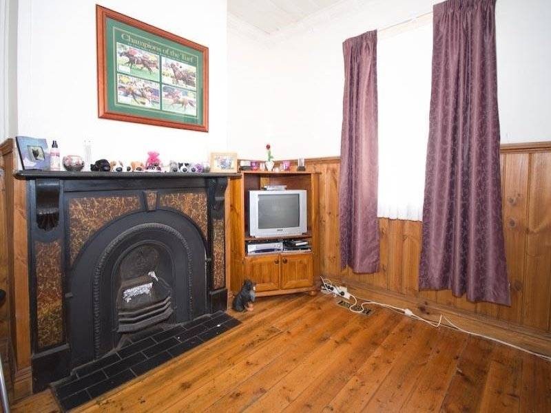 22 Lauriston Street, Kyneton VIC 3444