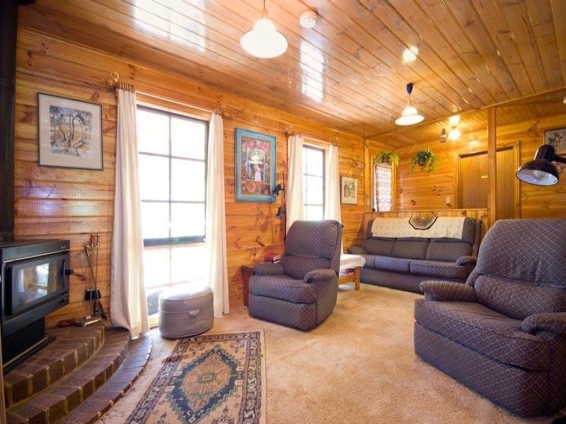 549 Vaughan Springs Road, Drummond VIC 3461