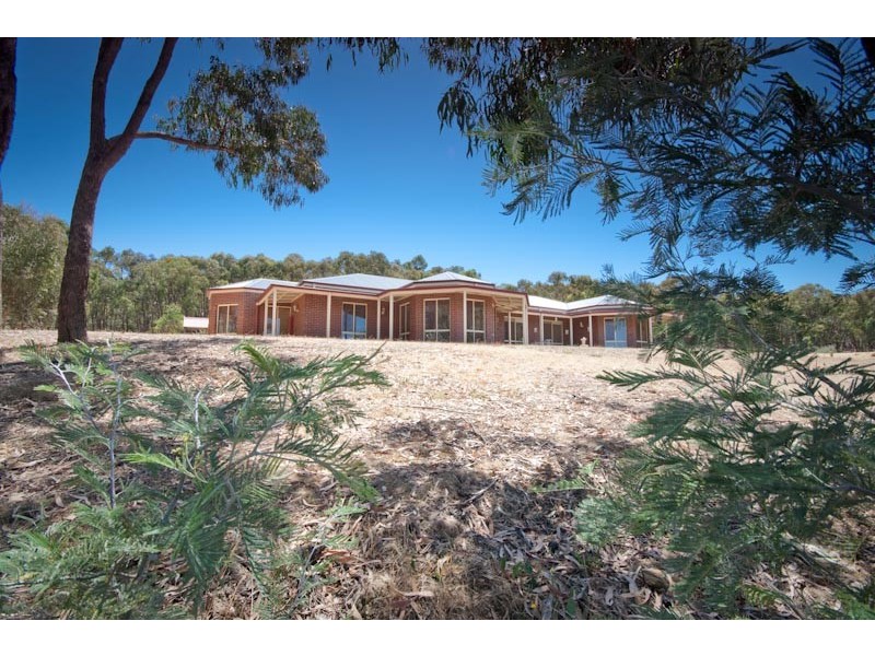 66 Hunters Lane, Kyneton VIC 3444