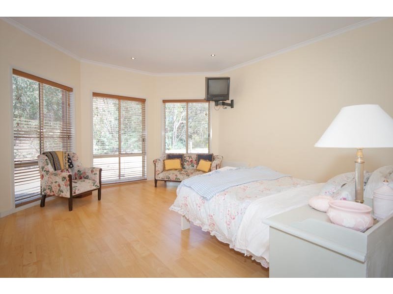 66 Hunters Lane, Kyneton VIC 3444