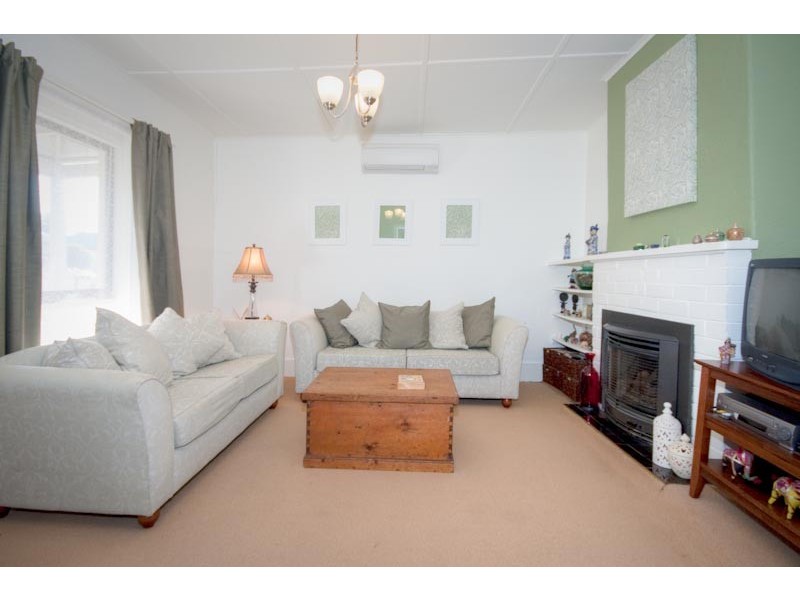 42 Lauriston Street, Kyneton VIC 3444