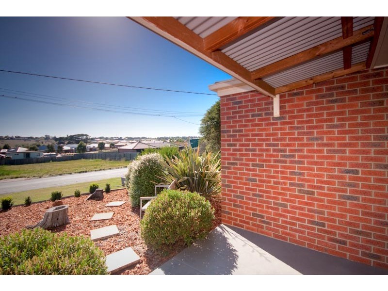 17 Palmer Place, Kyneton VIC 3444