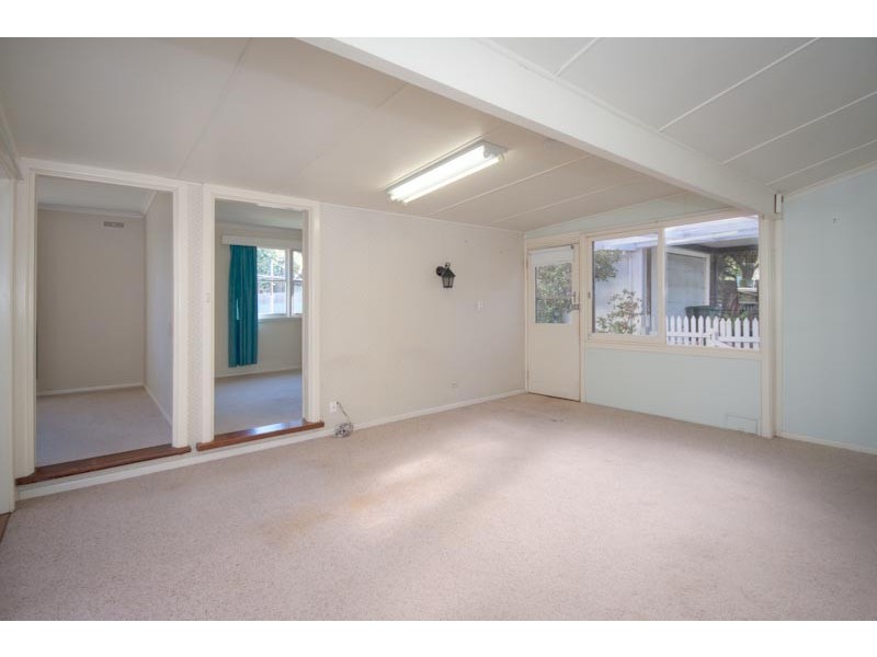 17 Sturt Street, Kyneton VIC 3444