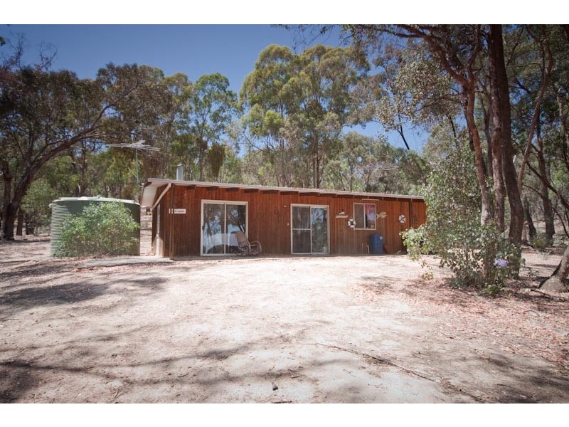 66 Hunters Lane, Kyneton VIC 3444