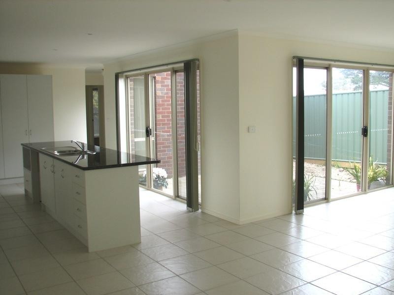 30 Warren Street, Kyneton VIC 3444