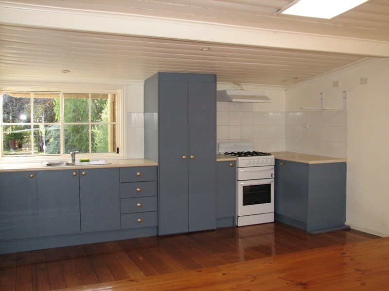 42 Hutton Street, Kyneton VIC 3444