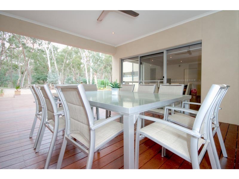 1 Leared Drive, Kyneton VIC 3444